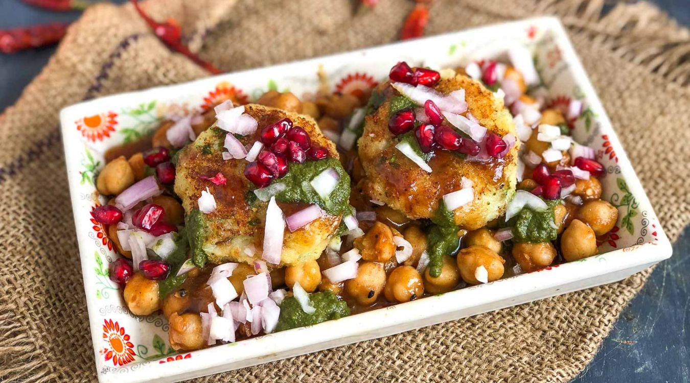 indian-chole-aloo-tikki-recipe