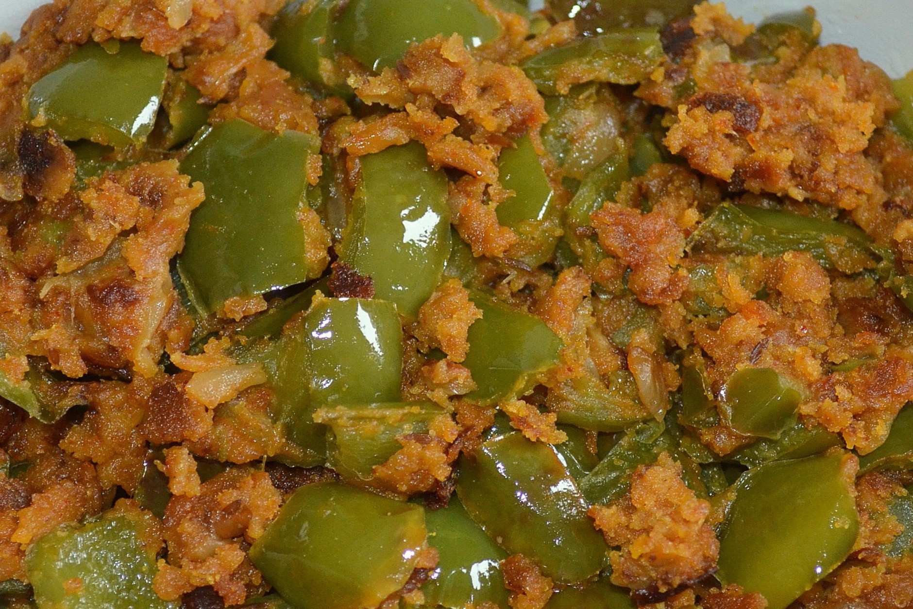indian-capsicum-besan-sabzi-recipe