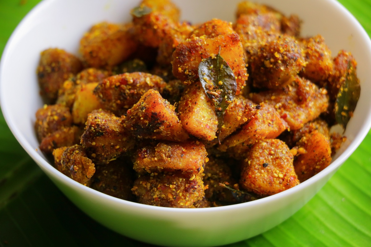 indian-chettinad-potato-fry-recipe