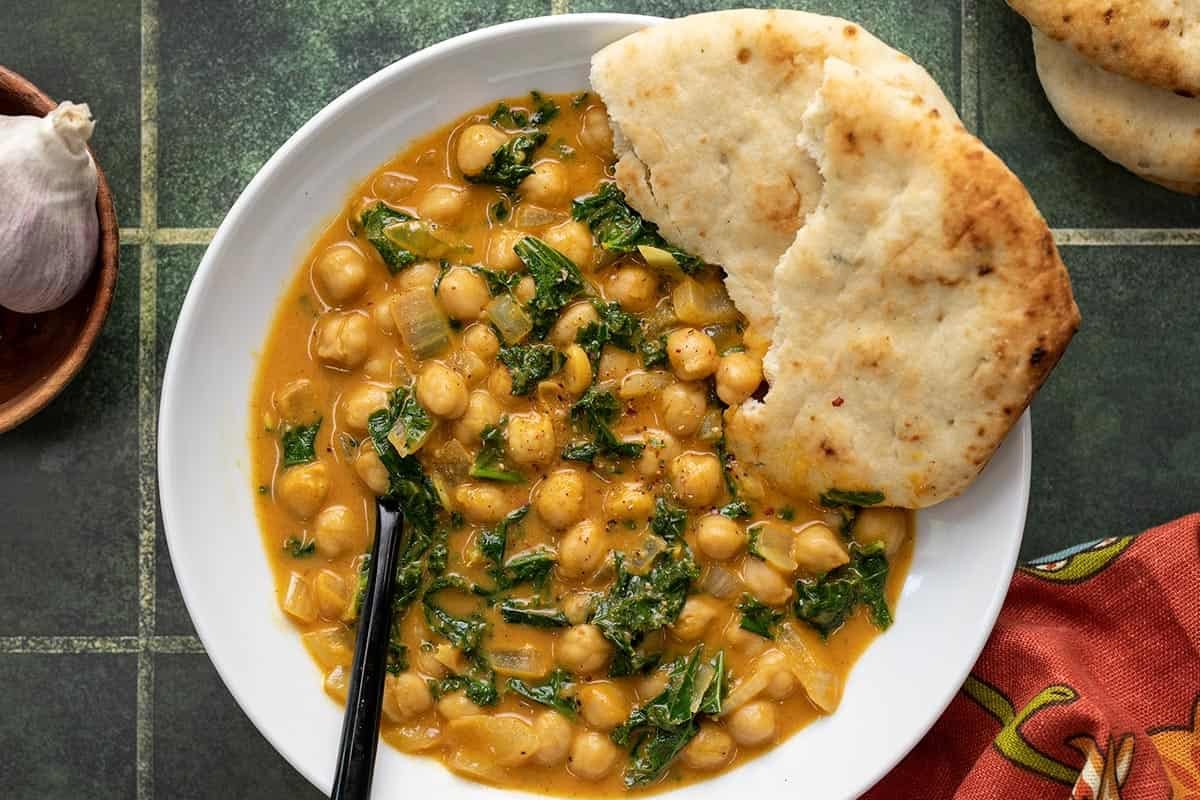 indian-coconut-chickpea-curry-recipe