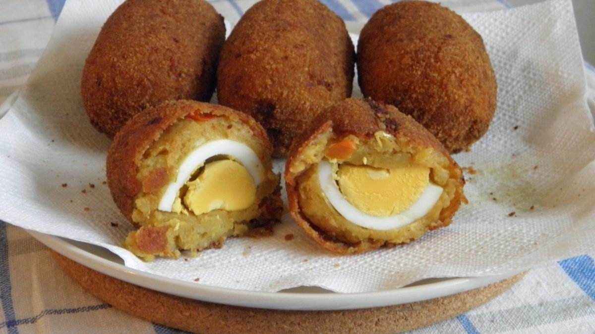 indian-dimer-devil-bengali-egg-croquettes-recipe