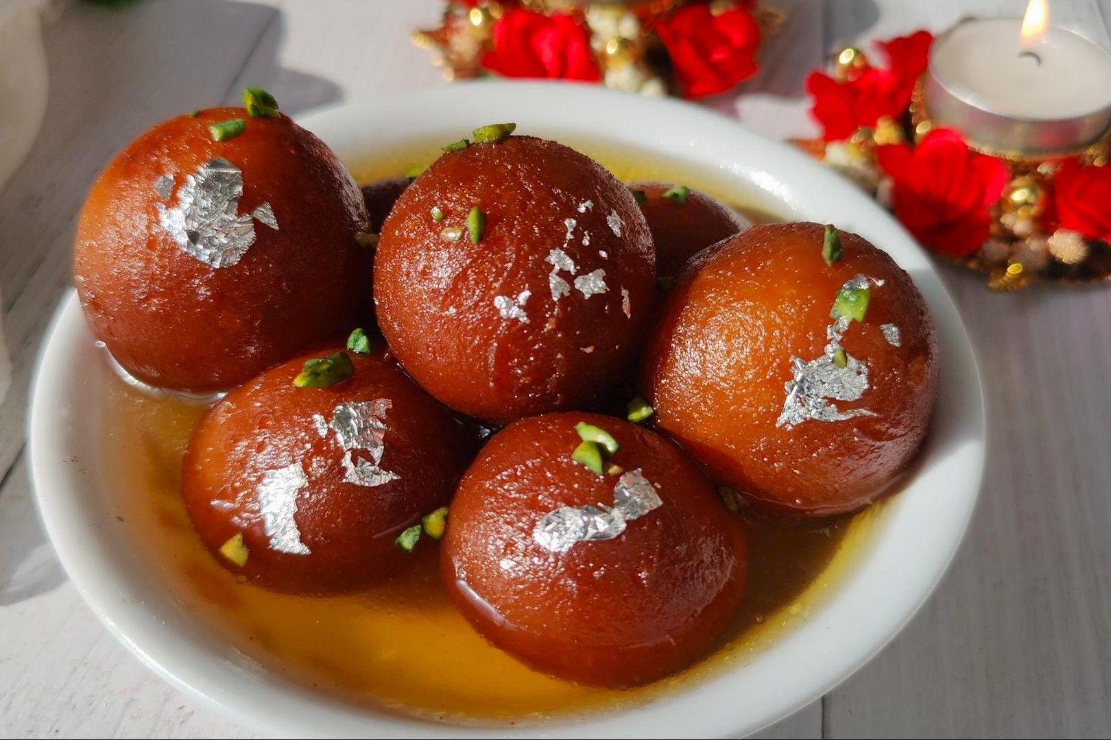 indian-gulab-jamun-with-milk-powder-recipe