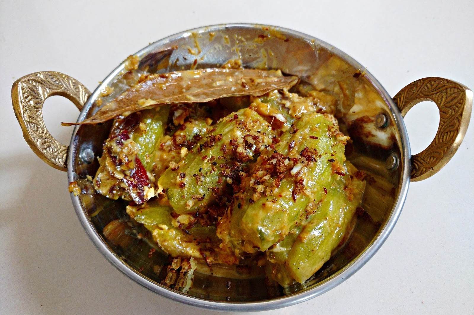 indian-pointed-gourd-curry-parwal