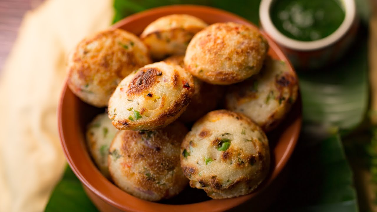 indian-rava-appe-semolina-puffs-recipe