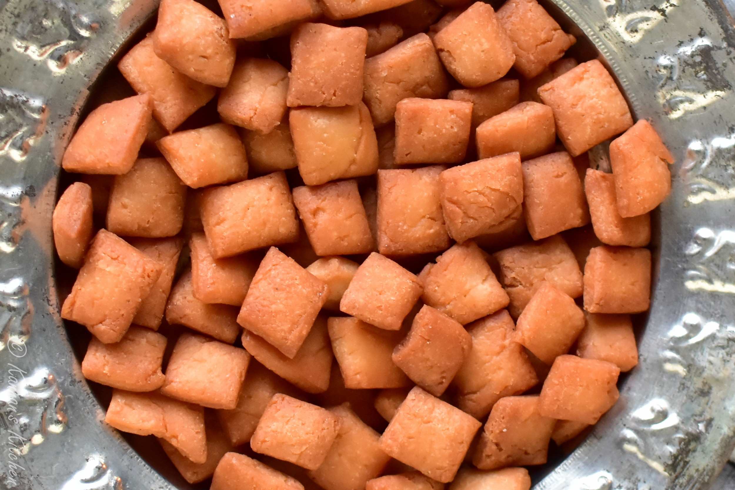 indian-shakkarpara-recipe